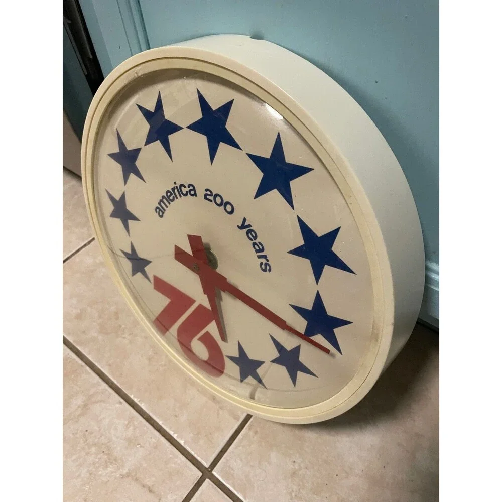 Vintage Franklin America Bicentennial Wall Clock glass front German clockworks